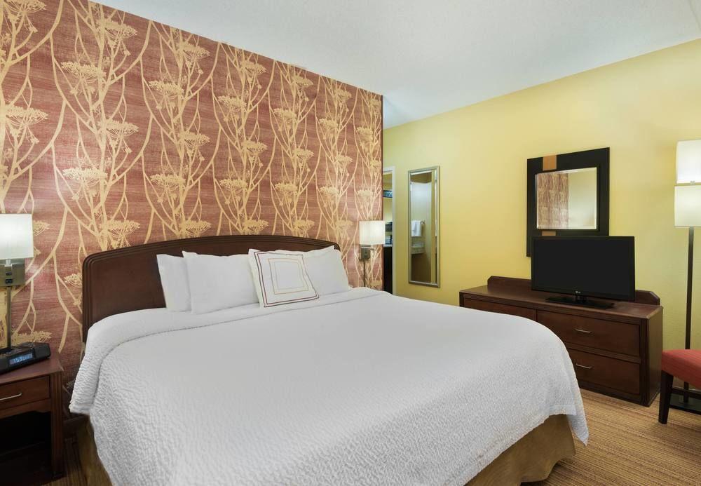 Hotel Courtyard Downtown 3*